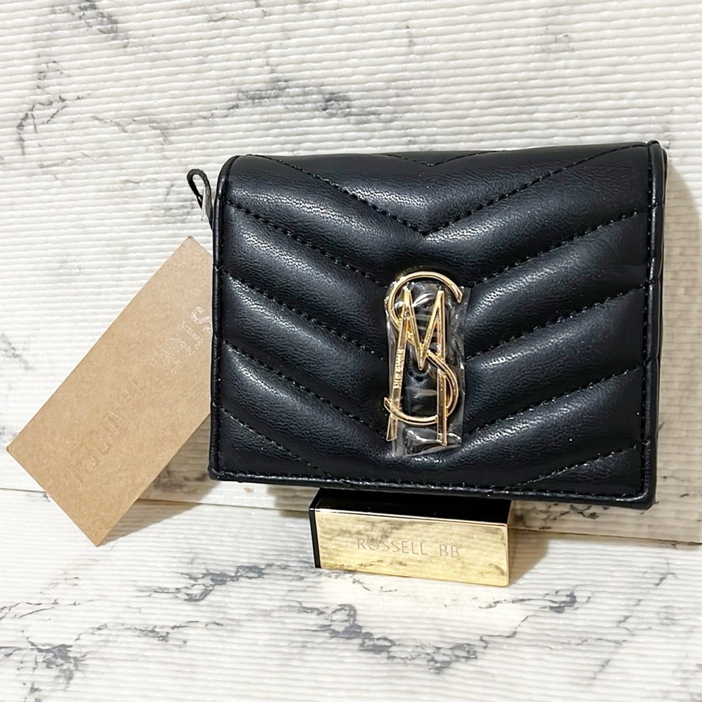Steve Madden Black Chevron Quilted Wallet